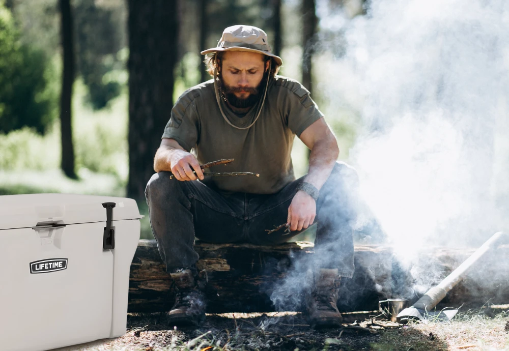 outdoor beverage bar with cooler